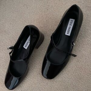 Steve Madden Glossy Black Flats